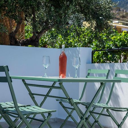 Gioma Garden Villas Istron Esterno foto