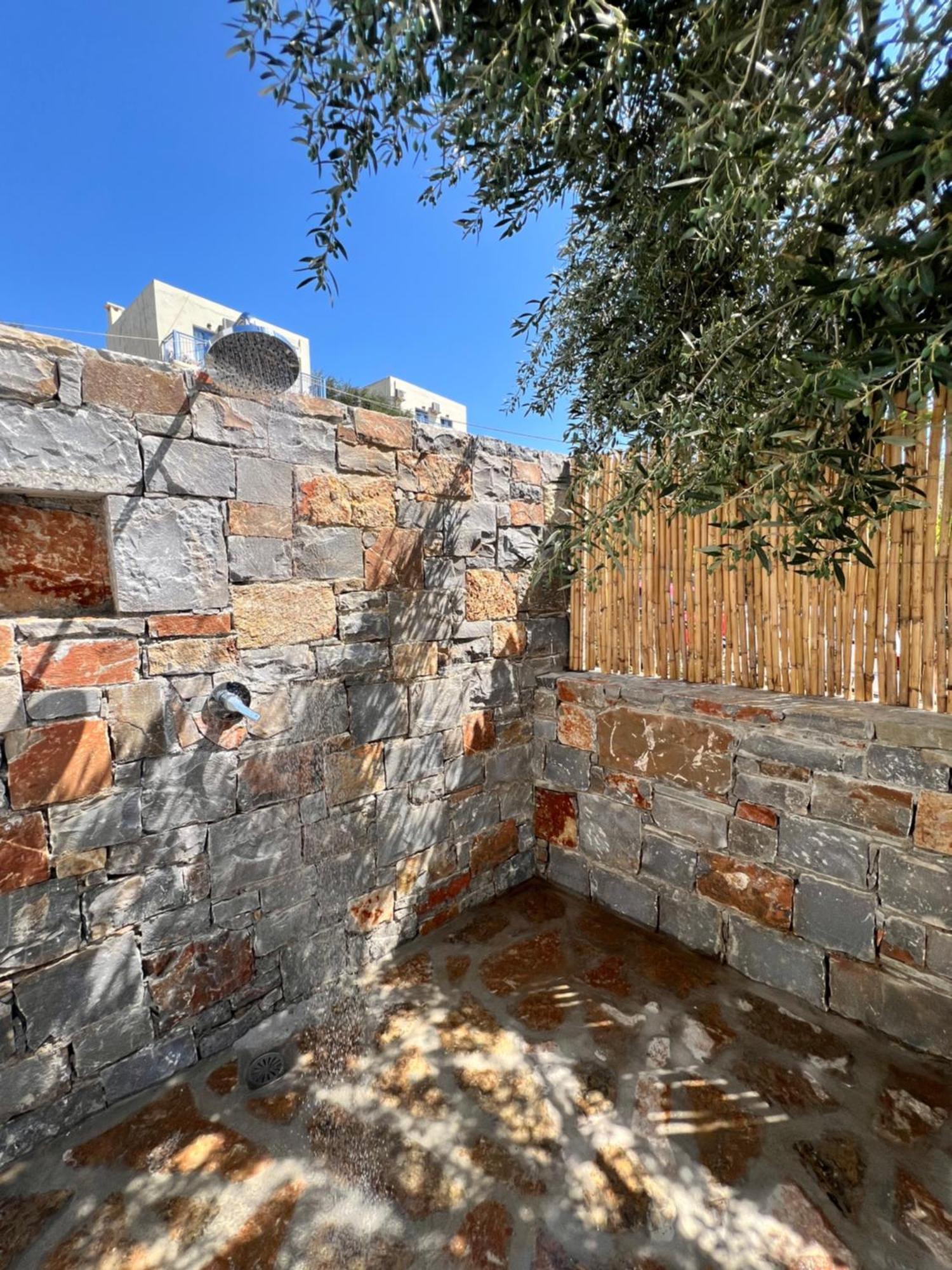 Gioma Garden Villas Istron Esterno foto